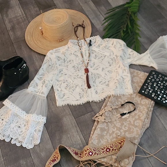 NWT BO HO WHITE LACE TOP MEDIUM - Picture 2 of 16